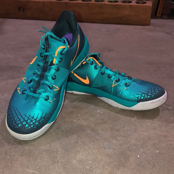 EUC Men’s Nike Zoom Kobe Venomenom 4! - Picture 2 of 12